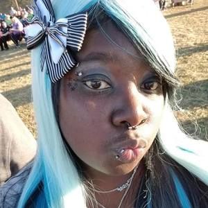 Meet your Posher, Devon